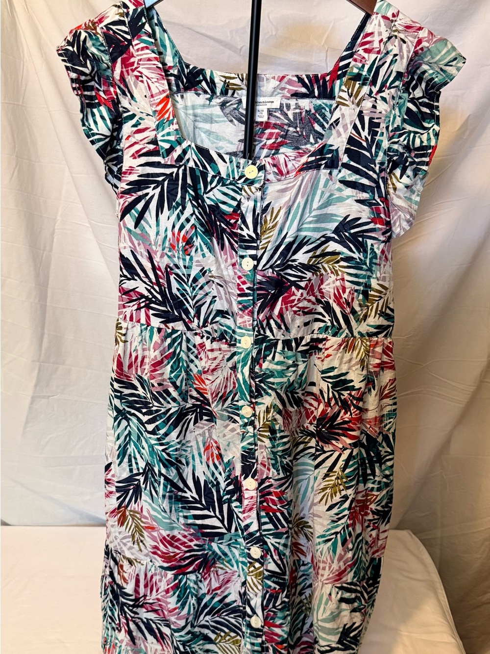Beachlunchlounge Tropical Leaf Button-Front Sundress in Teal, Navy & Pink (JJ17)